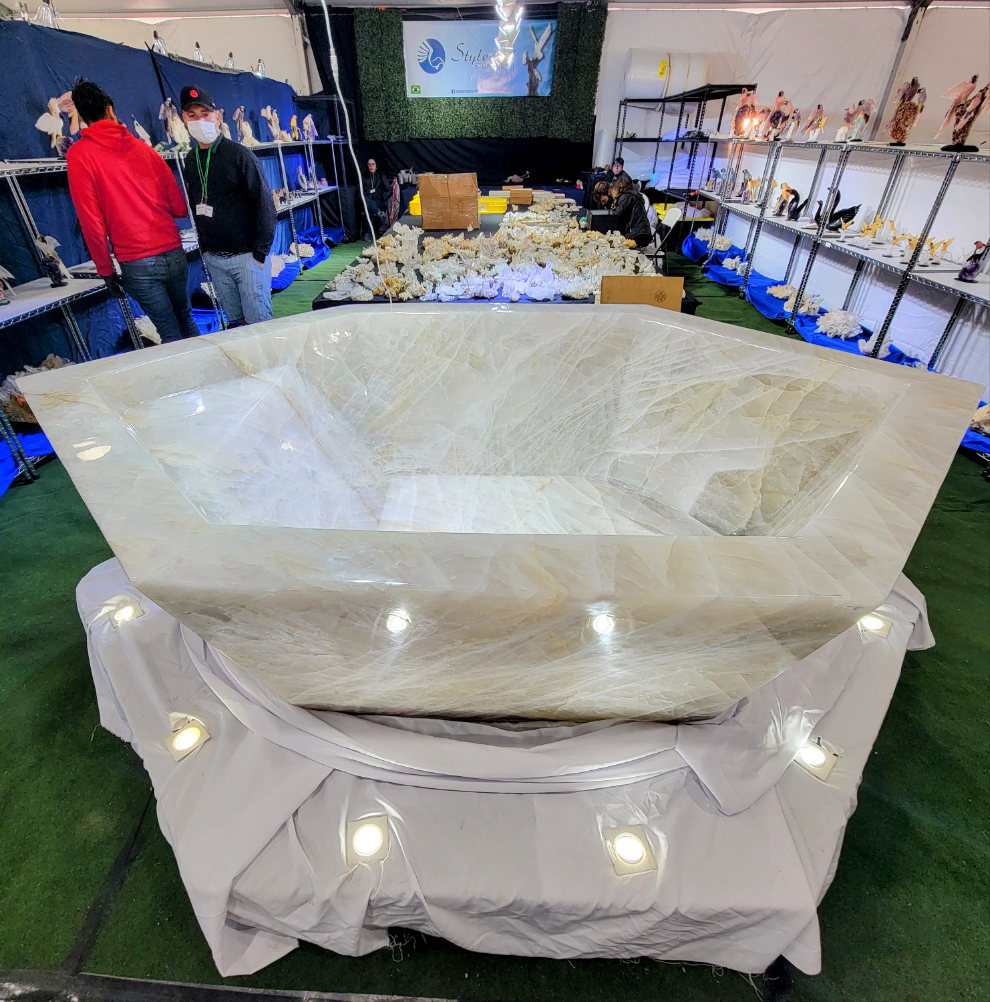 Brazilian Quartz Crystal Bathtub with Drain Mineral Mystic