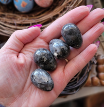 Load image into Gallery viewer, Larvikite Gemstone Eggs
