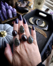 Load image into Gallery viewer, Black Sandstone Rose Cut Electroformed Ring