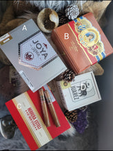 Load image into Gallery viewer, Smokin Love Antique Keepsake Raw Crystal Kit Cigar Box