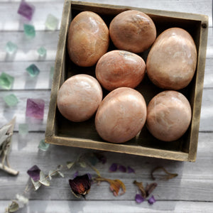 Natural Peach Moonstone Palmstones