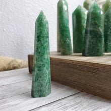 Load image into Gallery viewer, Green Scarlett Quartz Towers
