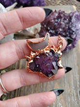 Load image into Gallery viewer, 𝕄𝕐𝕊𝕋𝕀ℚ𝕌𝔼 ~ Amethyst Amulets
