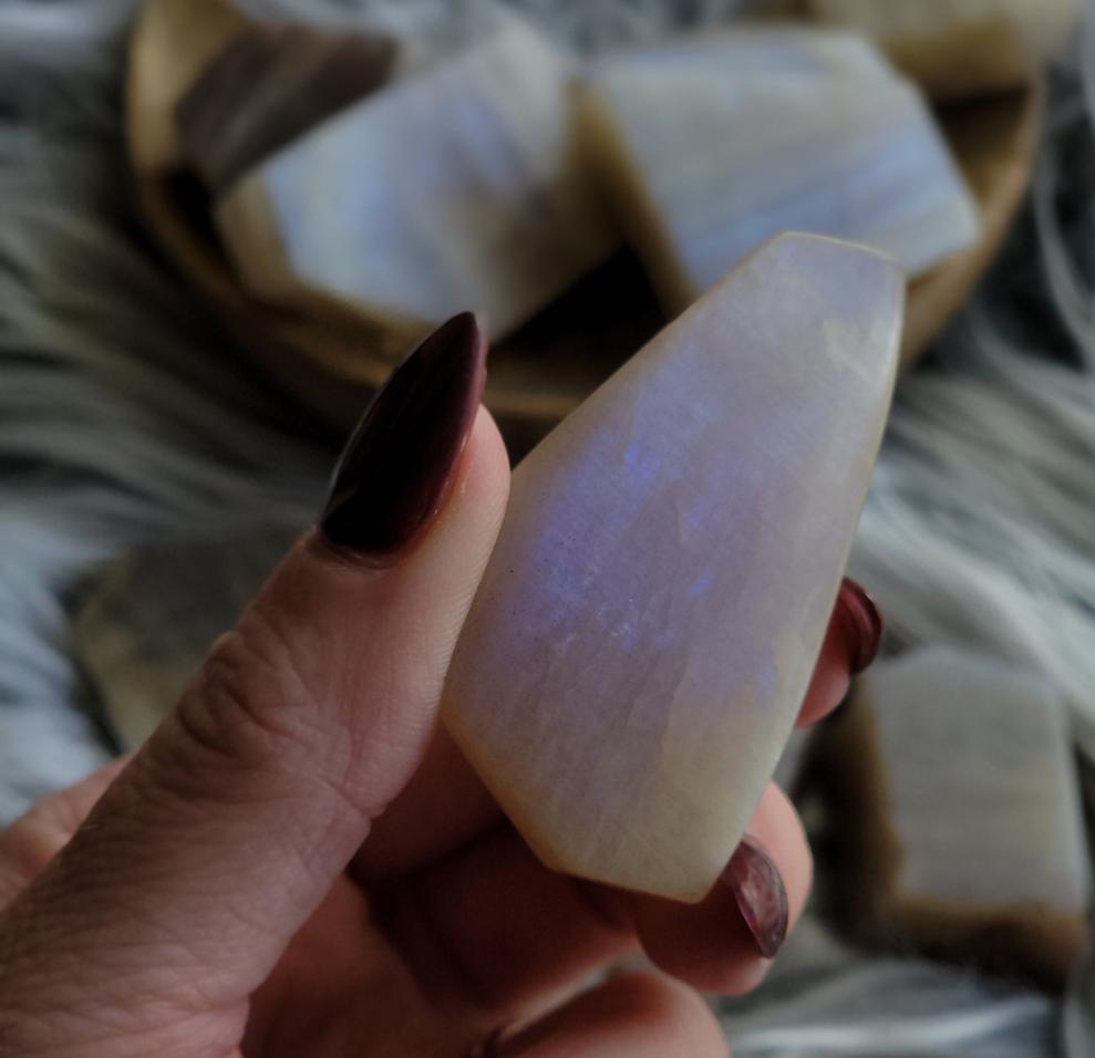 Natural Sunstone Moonstone Tumbled Free Forms
