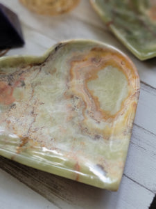 Green Onyx Heart Shaped Gemstone Dish