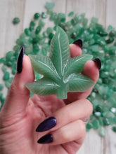 Load image into Gallery viewer, Aventurine Crystal Carved Happy Leaf
